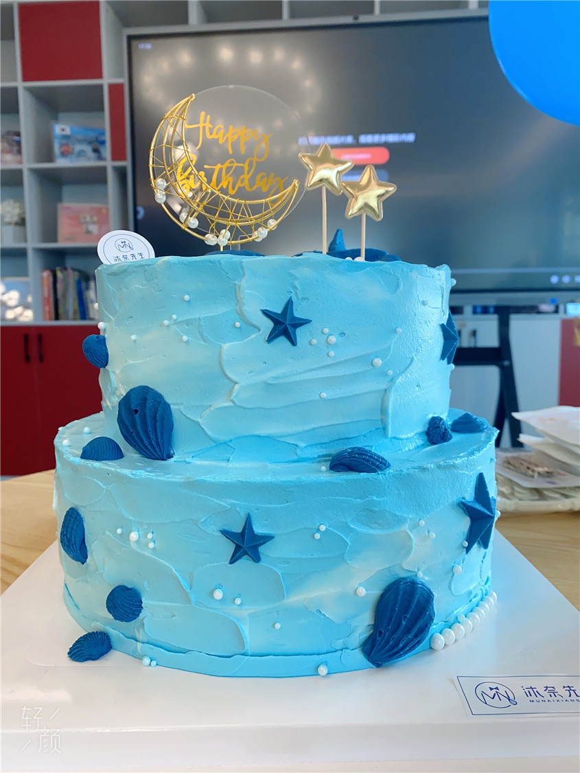 欢乐之蓝，起头开放